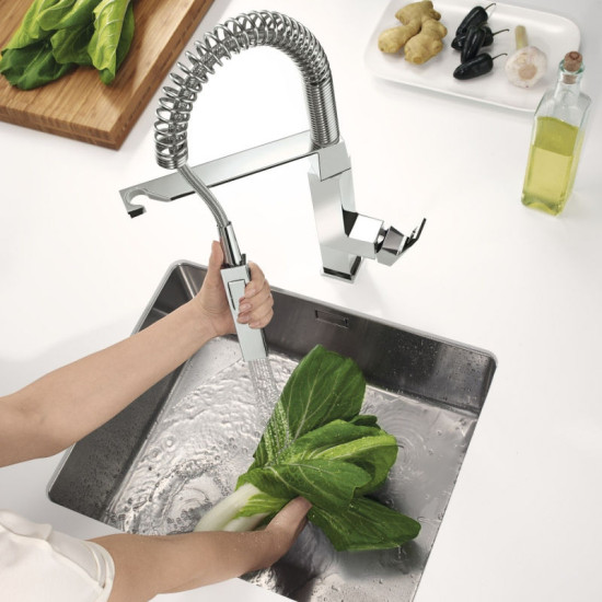 Кухонный смеситель Grohe EuroCube 31395000
