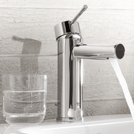Смеситель для раковины Grohe Essence New 32899001
