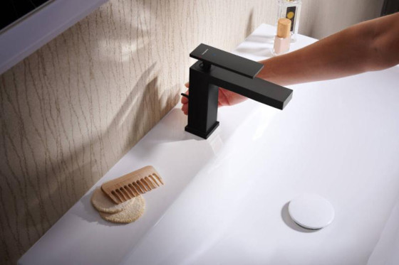 Смеситель для раковины Hansgrohe Tecturis E 110 EcoSmart 73014670 CoolStart , черный матовый