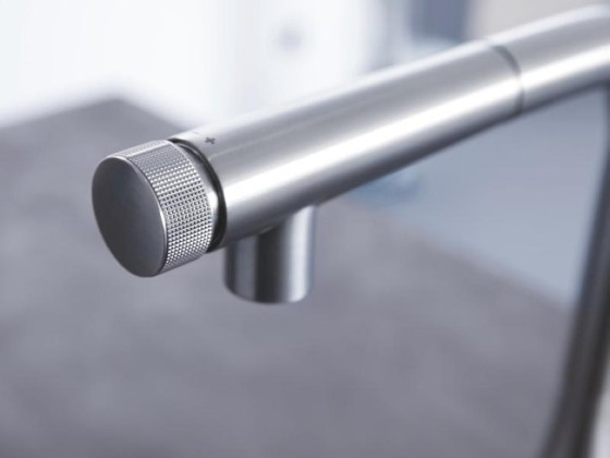 Кухонный смеситель Grohe Essence SmartControl (31615DC0)