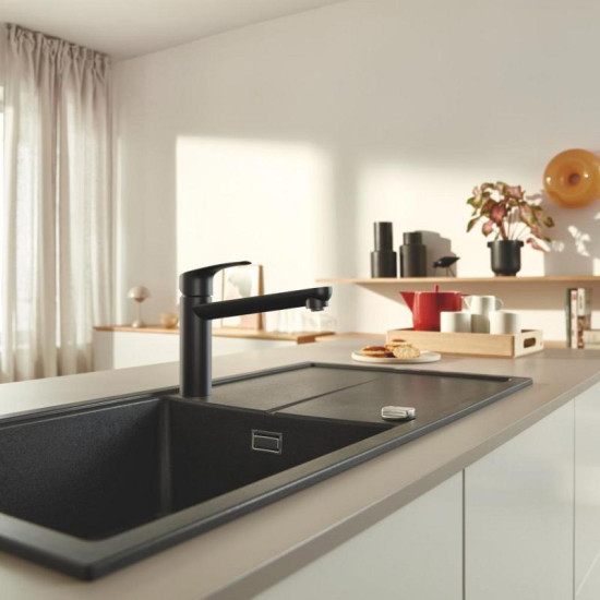 Кухонний змішувач Grohe Eurosmart (304632430) чорний