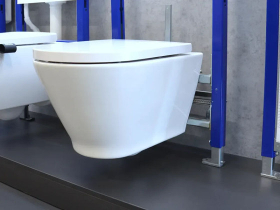 Унітаз підвісний Imprese LEDNICE rimless c06807900