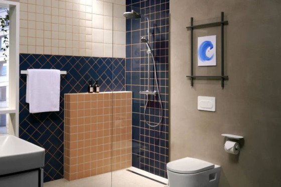 Душевая система Hansgrohe Activera S 240 1jet EcoSmart Showerpipe 28078000
