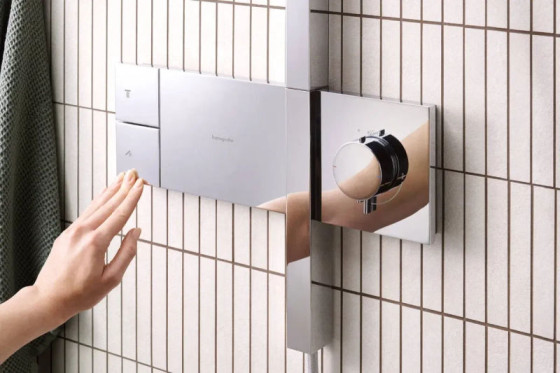 Душова система Hansgrohe Raindance Alive Q Showerpipe 210/340, 1jet 24580000 хром