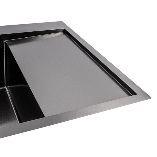 Кухонна мийка Valeso Handmade Decor 65*50 L PVD чорна (сифон круглий, 3,0/0,8)