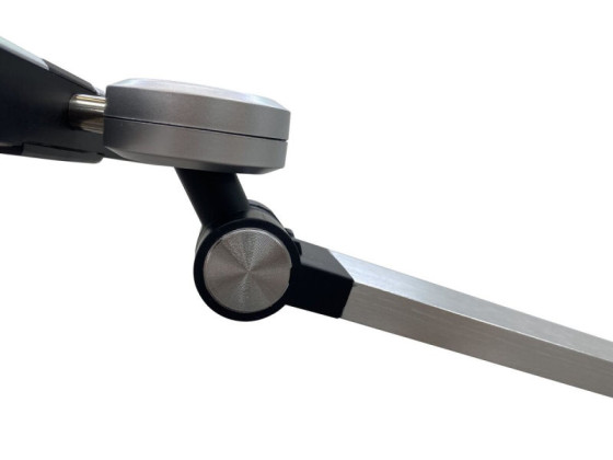 Лампа настольная светодиодная гибкая Sirius BL-1105-C серебристая