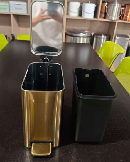 Ведро для мусора Mixxus Premium Quadro-TC0105 Brushed Gold 5 л (матовое золото) (MI8394)